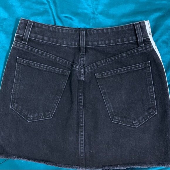 LF The Brand Black Denim Mini Skirt 24 White Tracker Front Zip New MSRP $248 - Picture 7 of 12